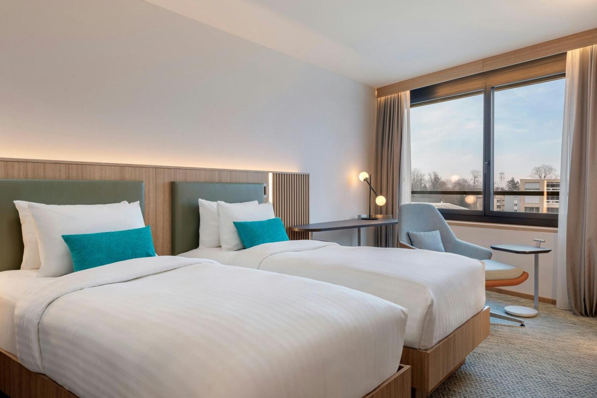 Courtyard By Marriott Biel Bienne 호텔 외부 사진
