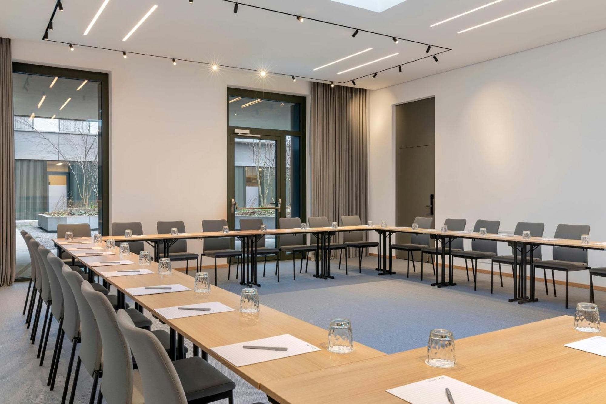 Courtyard By Marriott Biel Bienne 호텔 외부 사진