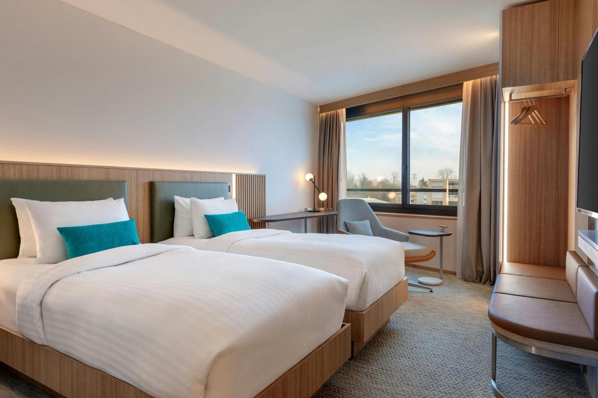 Courtyard By Marriott Biel Bienne 호텔 외부 사진