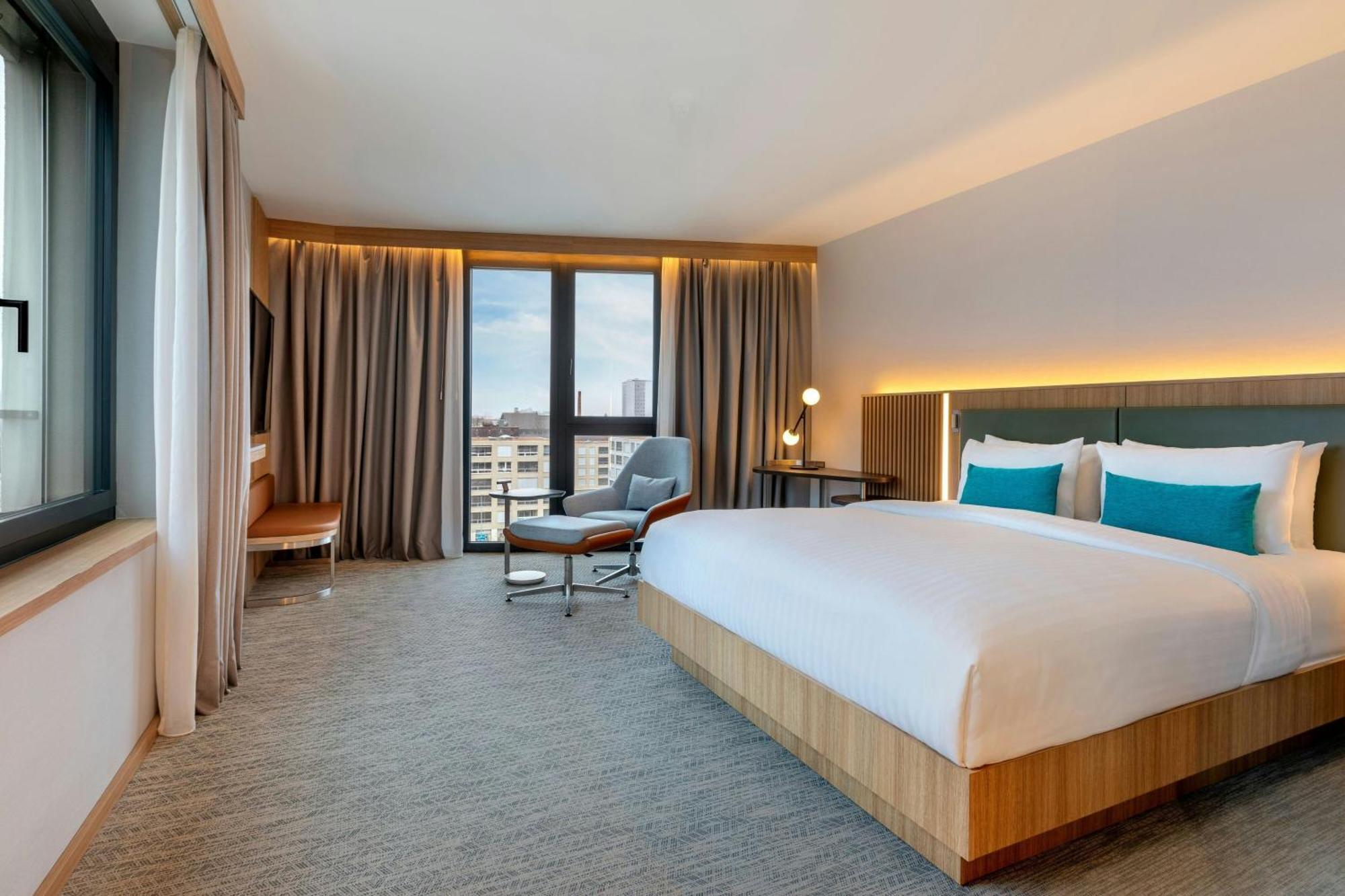 Courtyard By Marriott Biel Bienne 호텔 외부 사진